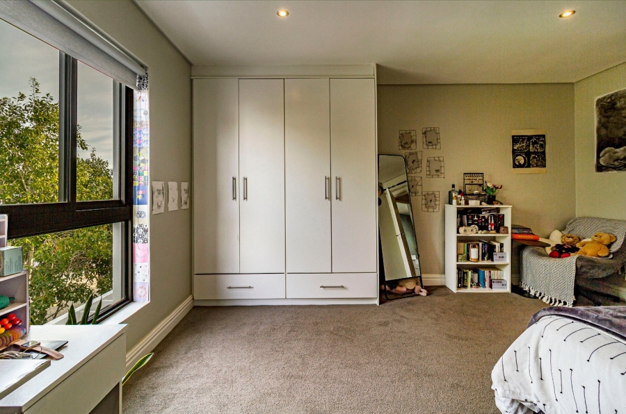 4 Bedroom Property for Sale in Croydon Gardens Estate Western Cape